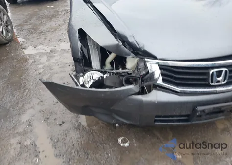 2009 Honda Accord 2.4 Ex-L from USA, damaged, VIN 1HGCP26859A194647